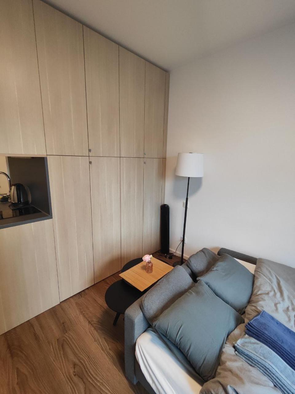 Luxurious Studio In Mitte Next To The Central Train Station Hauptbahnhof * Berlijn
