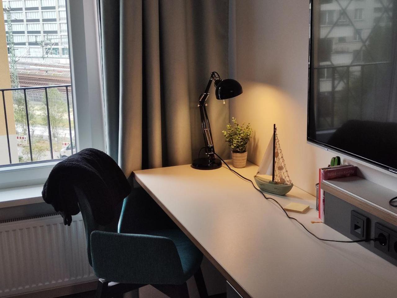 Luxurious Studio In Mitte Next To The Central Train Station Hauptbahnhof Appartement *