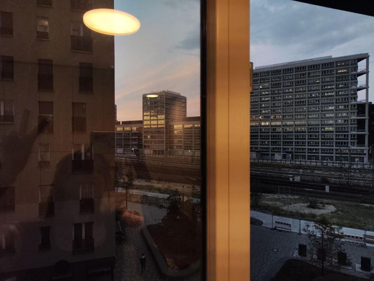 Luxurious Studio In Mitte Next To The Central Train Station Hauptbahnhof Appartement *