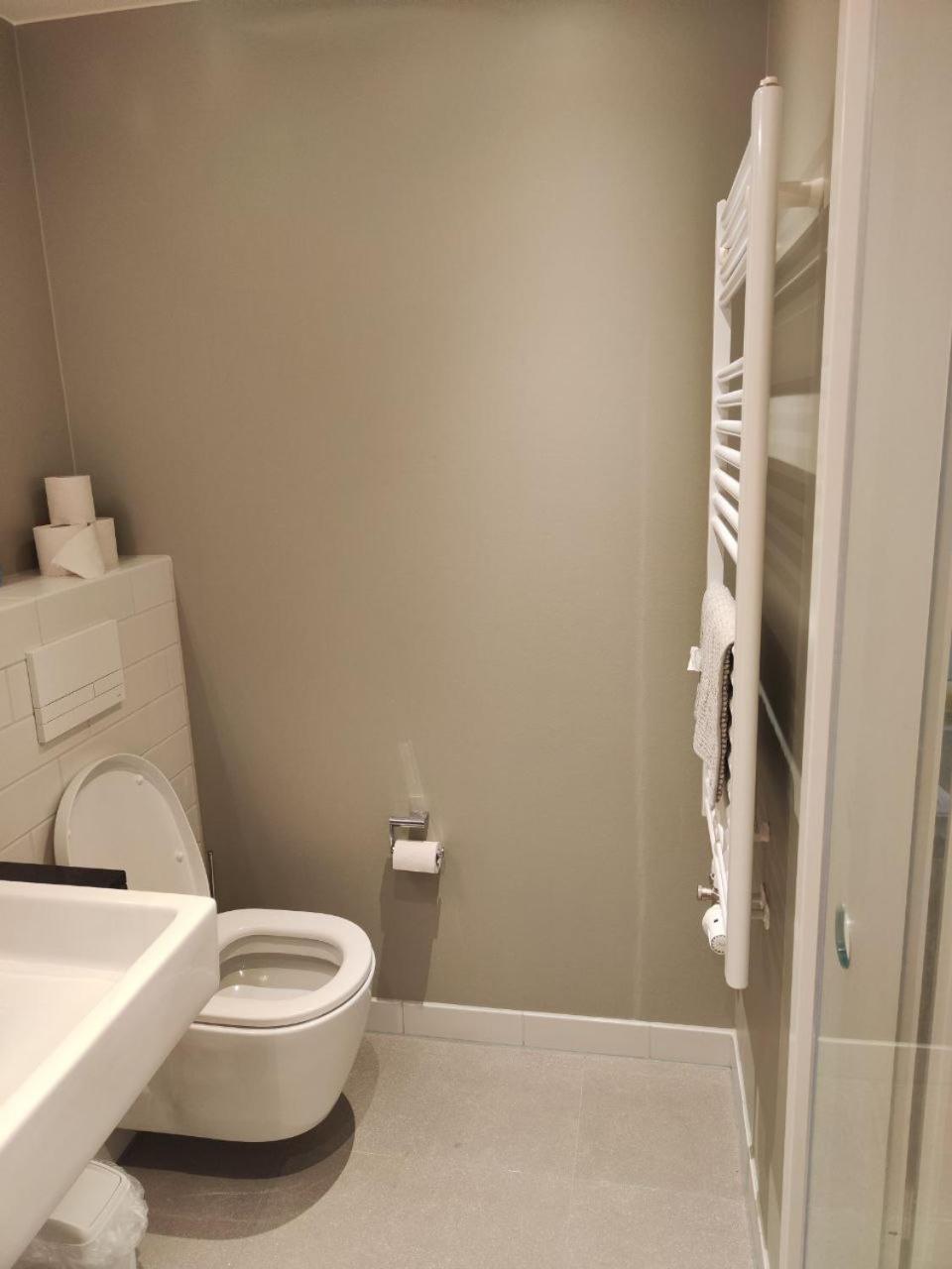 Luxurious Studio In Mitte Next To The Central Train Station Hauptbahnhof Appartement *